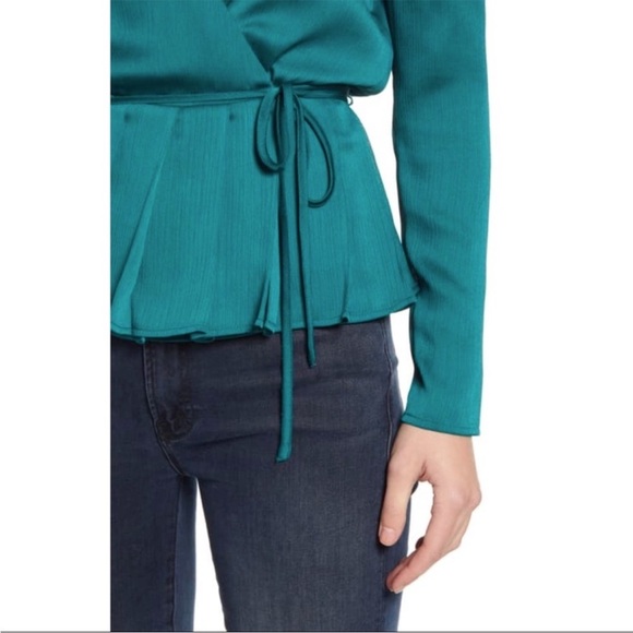 Chelsea28 Green Long Sleeve Pleated Wrap Long Sleeves Blouse Size S New - Picture 4 of 10